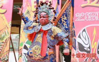 戏曲人物介绍，戏曲人物介绍图片